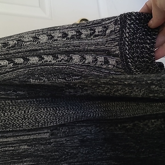 Cleo Long Cardigan - Picture 3 of 8